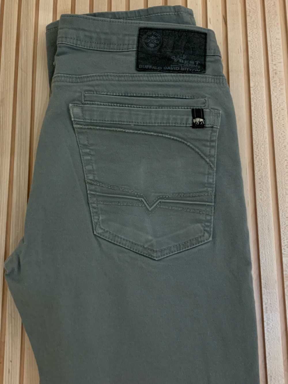 Buffalo David Bitton Brady-x Straight Stretch Pants in Gray